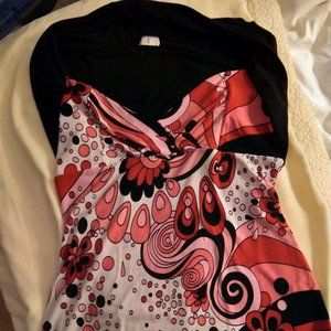 Sleeveless stretchy top